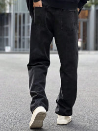 A top choice for autumn and winter transitions! Loose black men's jeans with inherent warmth, comfortable and versatile, suitabl